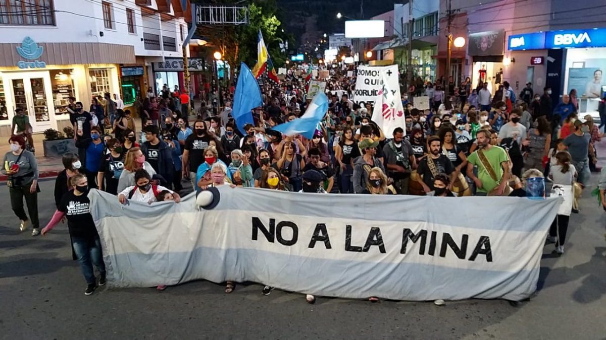 Chubut de pie frente a la megaminería